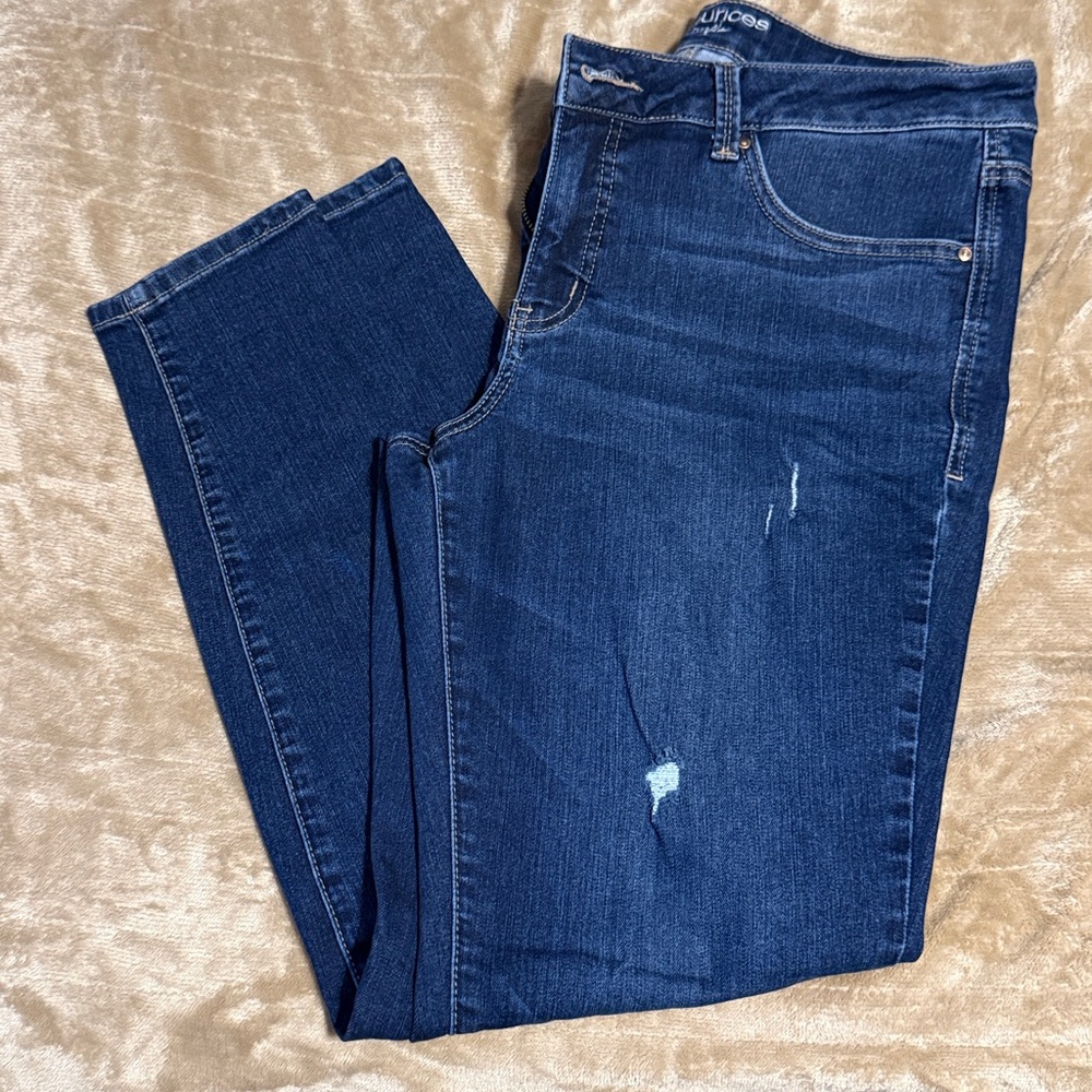 Maurices Everflex Blue Denim Jeans